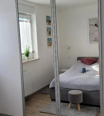 Apartament Z Ogrodkiem Bialy Dom * Kolobrzeg